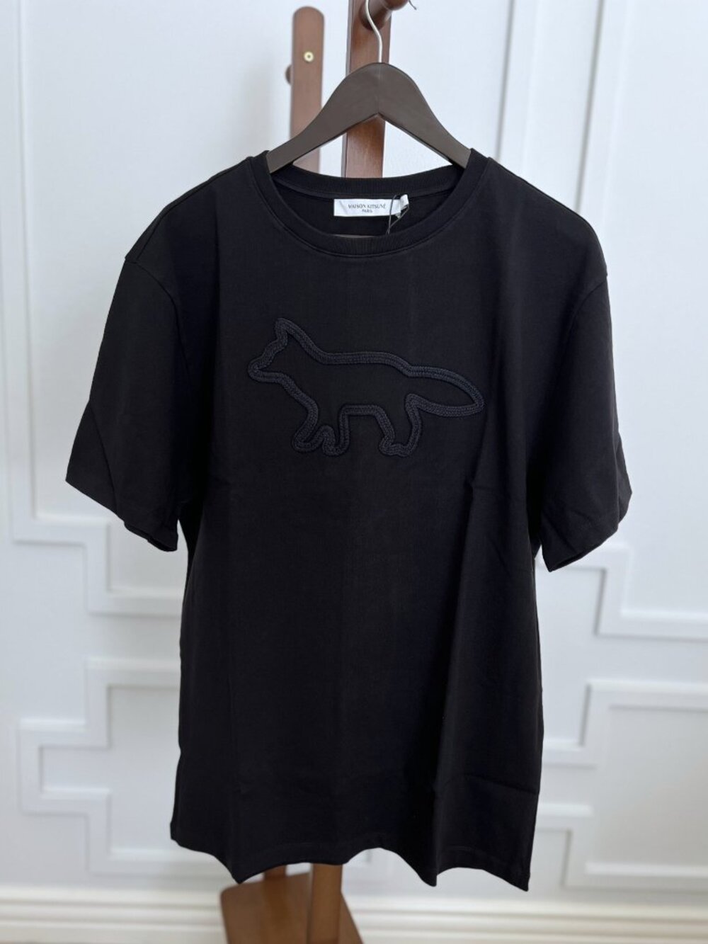 NWT - Maison Kitsune Contour Fox Patch T-shirts - Black🖤